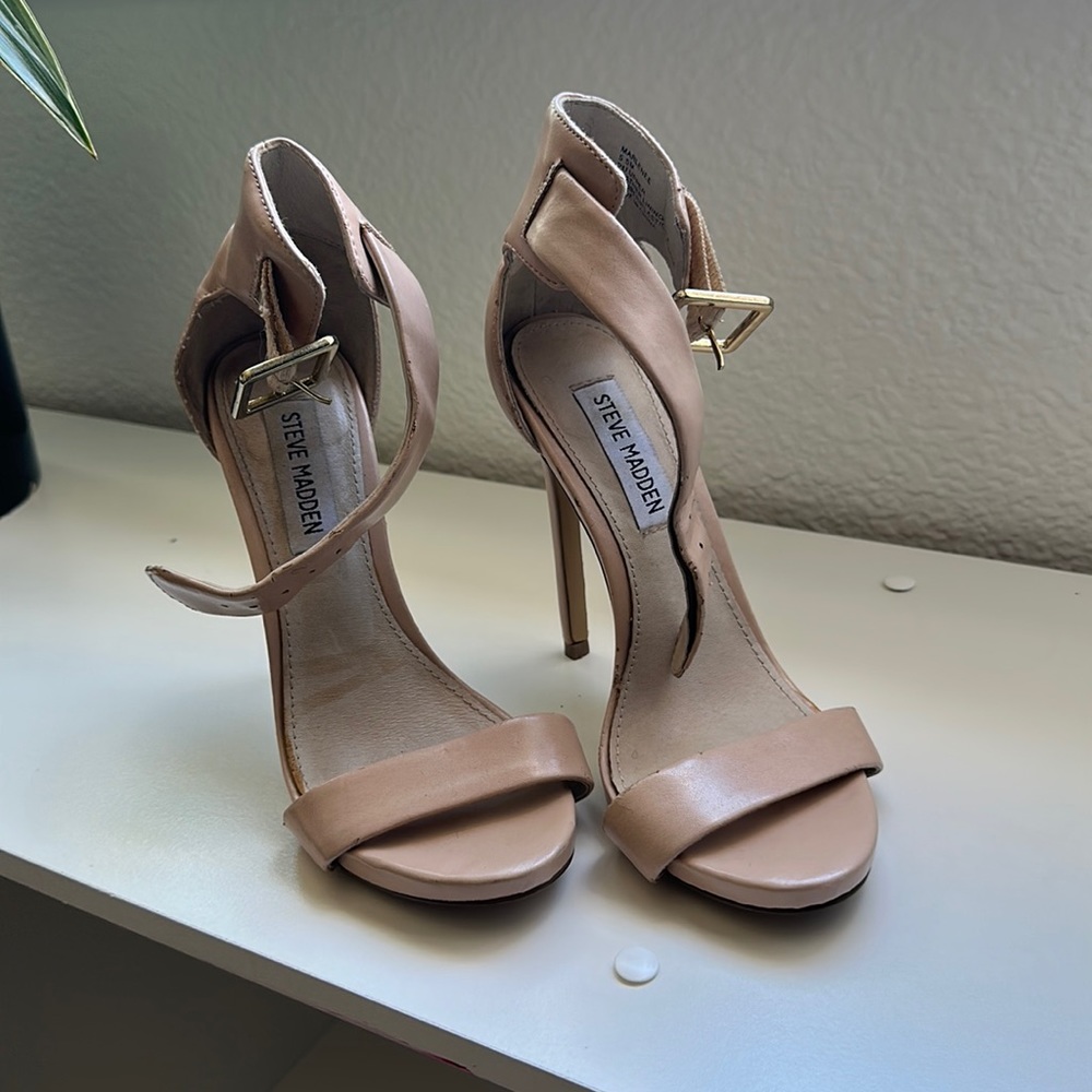 Steven madden strapy heels 5.5
